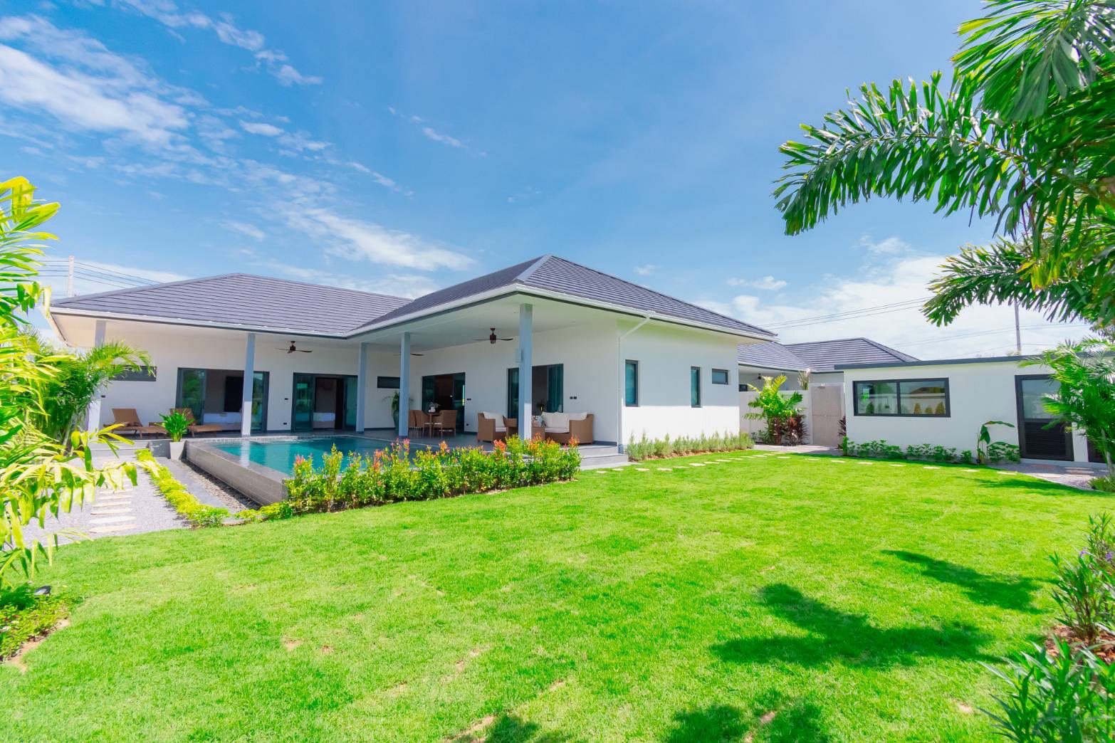 Beautifully Designed 3 Bed 3 Bath Private Pool Villa, thumbnail 22