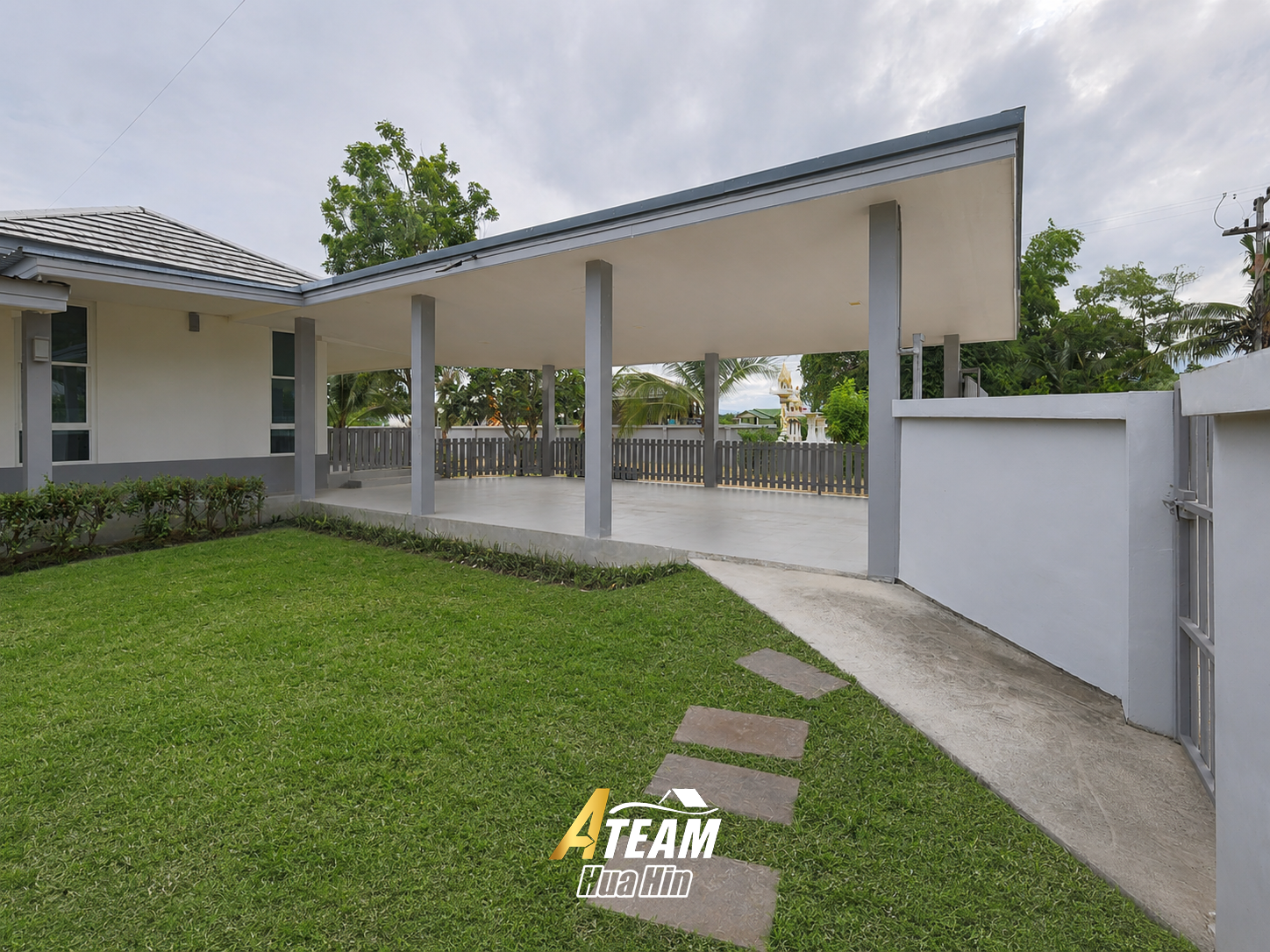 For sale House 3-Bedroom in Black Mountain., thumbnail 27