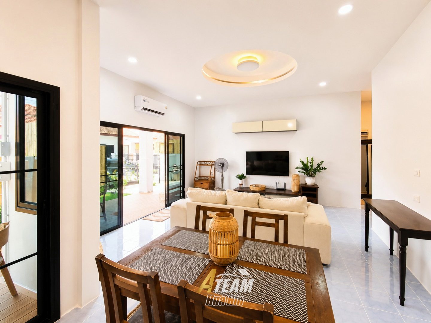 Beautifully Renovated 3-Bedroom Home with Private Plunge Pool, thumbnail 13