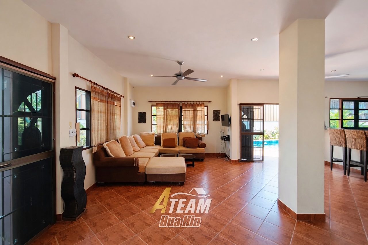 Charming 2-Bedroom Pool Villa in Baan Silvia , thumbnail 5