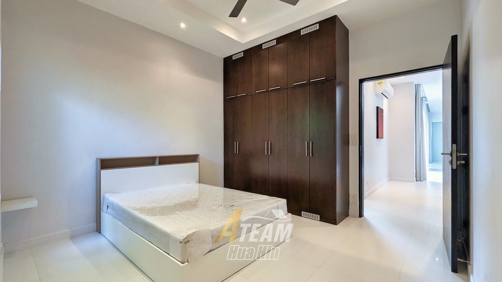 Luxury Pool Villa for rent in Woodland,  Thap Tai , thumbnail 25