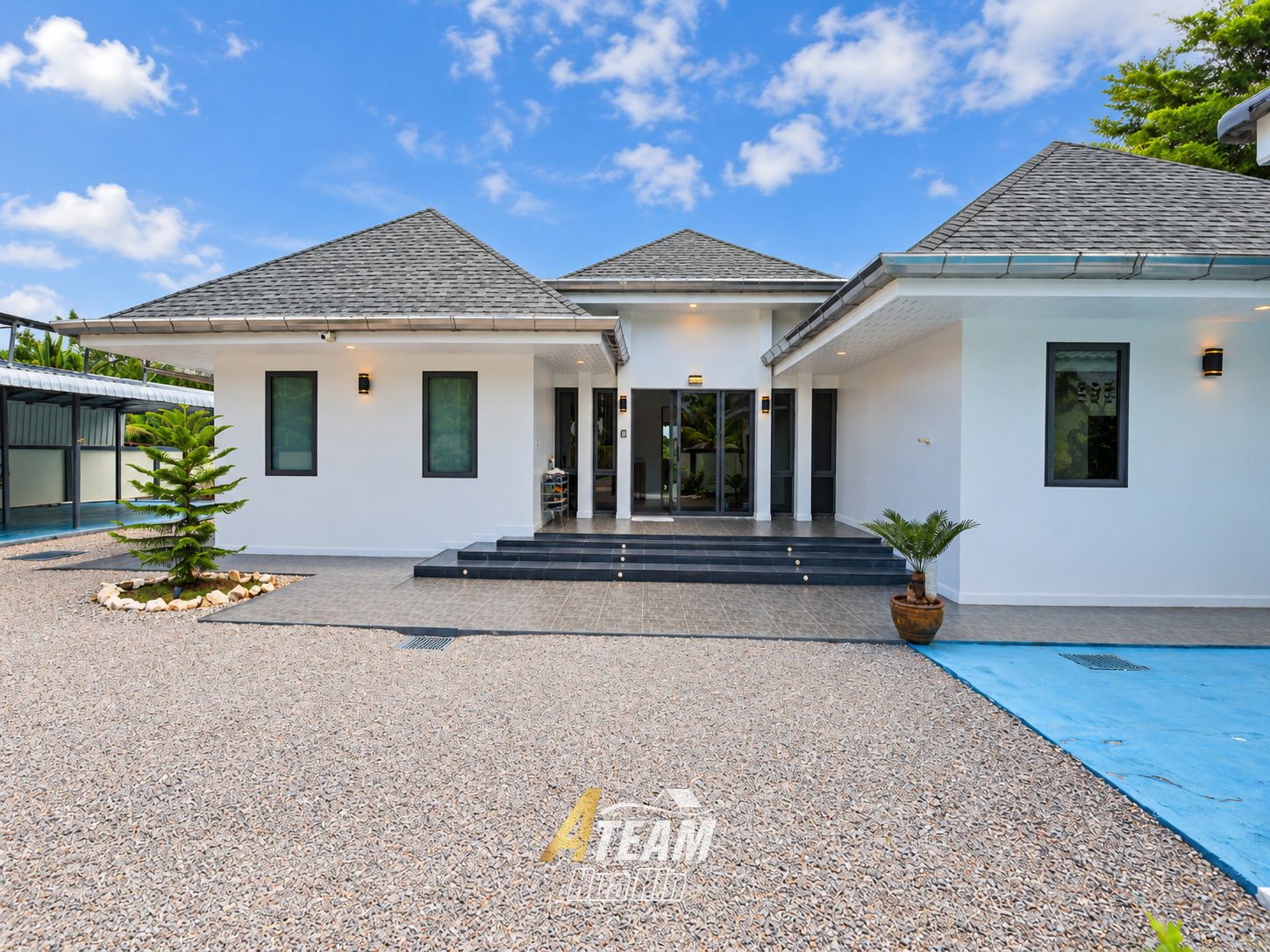 Private Riverside Pool Villa with Expansive Land in Pranburi, thumbnail 15