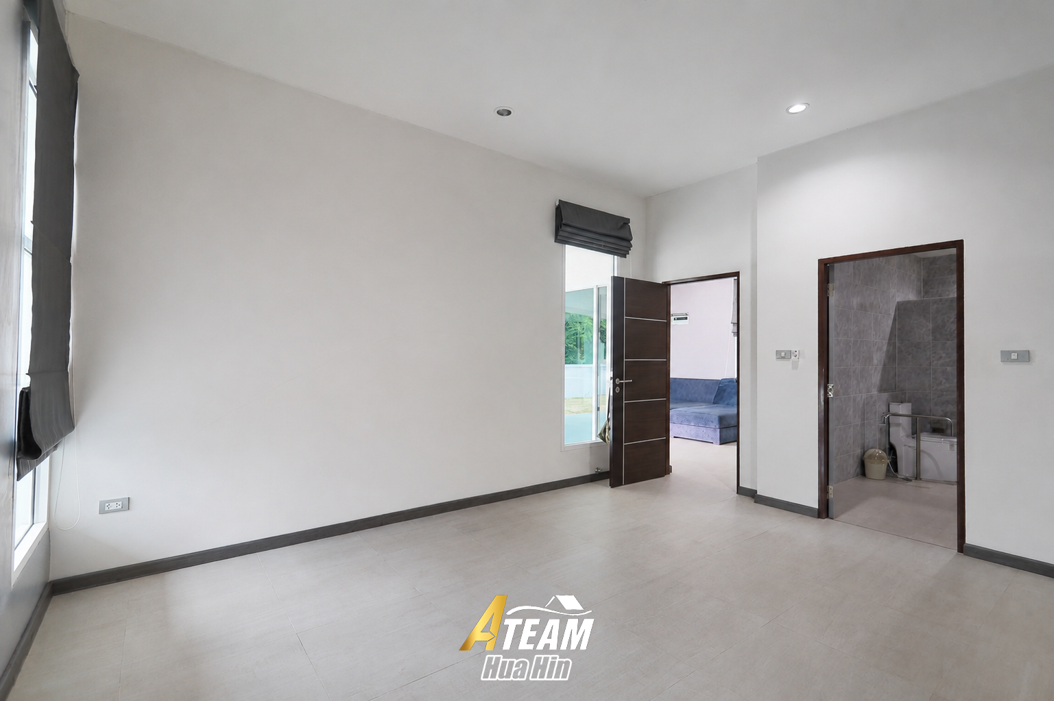 For sale House 3-Bedroom in Black Mountain., thumbnail 13