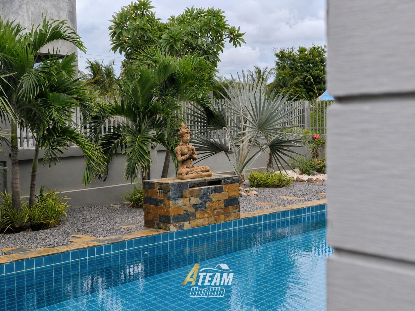 Charming 2-Bedroom Pool Villa for Sale in Thap Tai, thumbnail 3