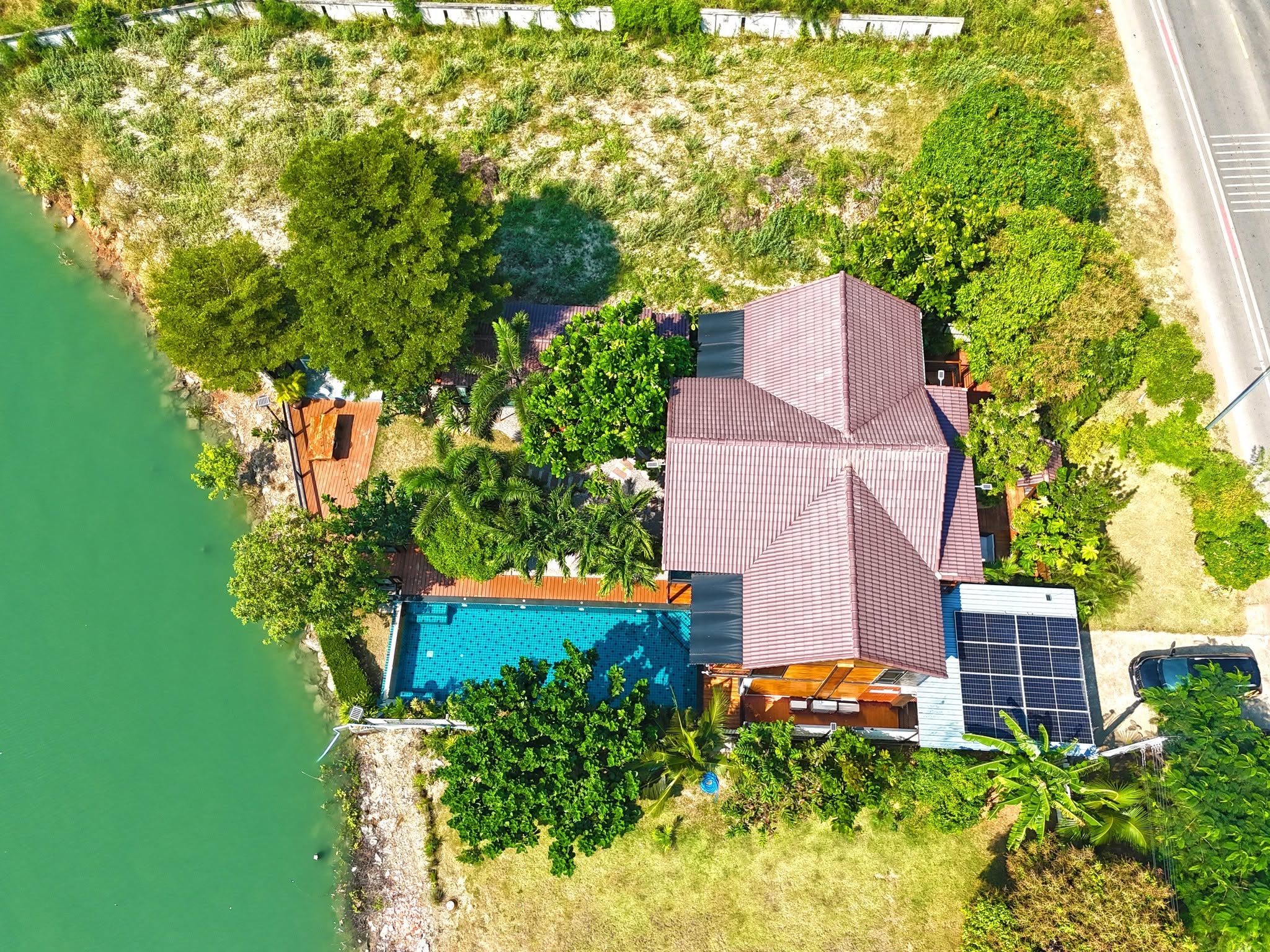 Unique 5-Bedroom Riverside Pool Villa in Pak Nam Pran, thumbnail 2