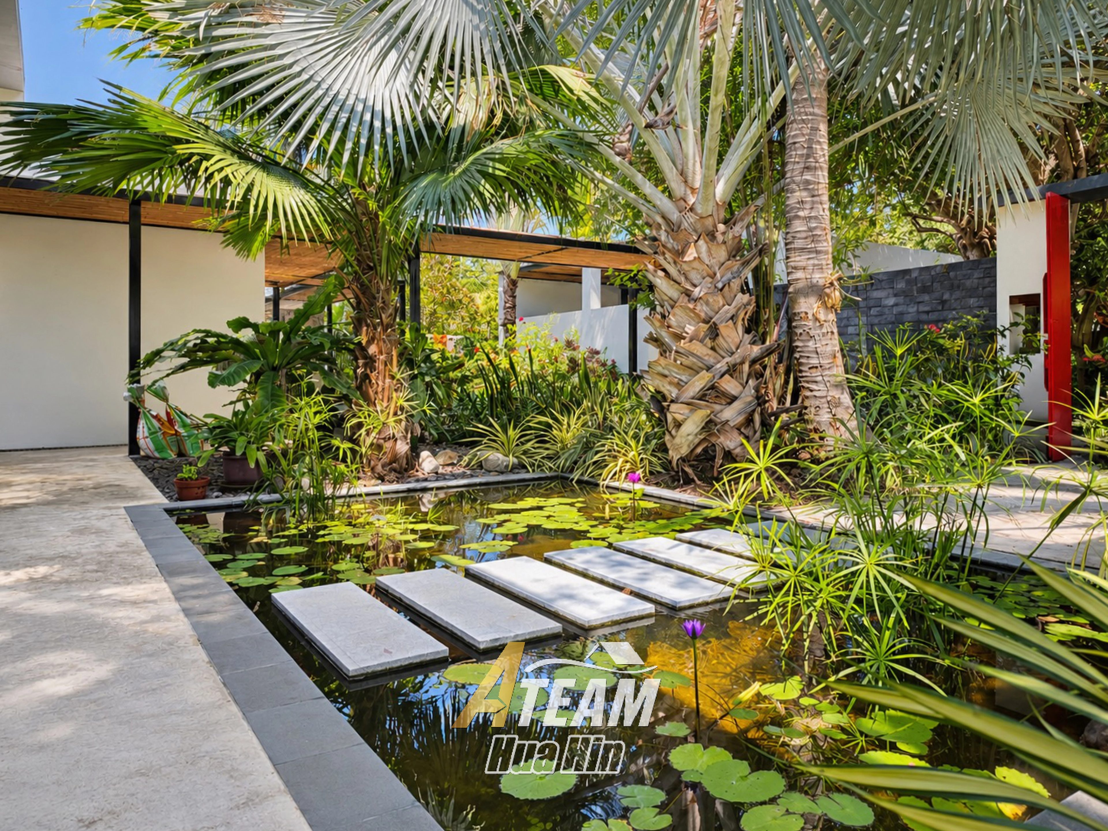 Exceptional Lakeside Pool Villa Surrounded by Nature, thumbnail 10