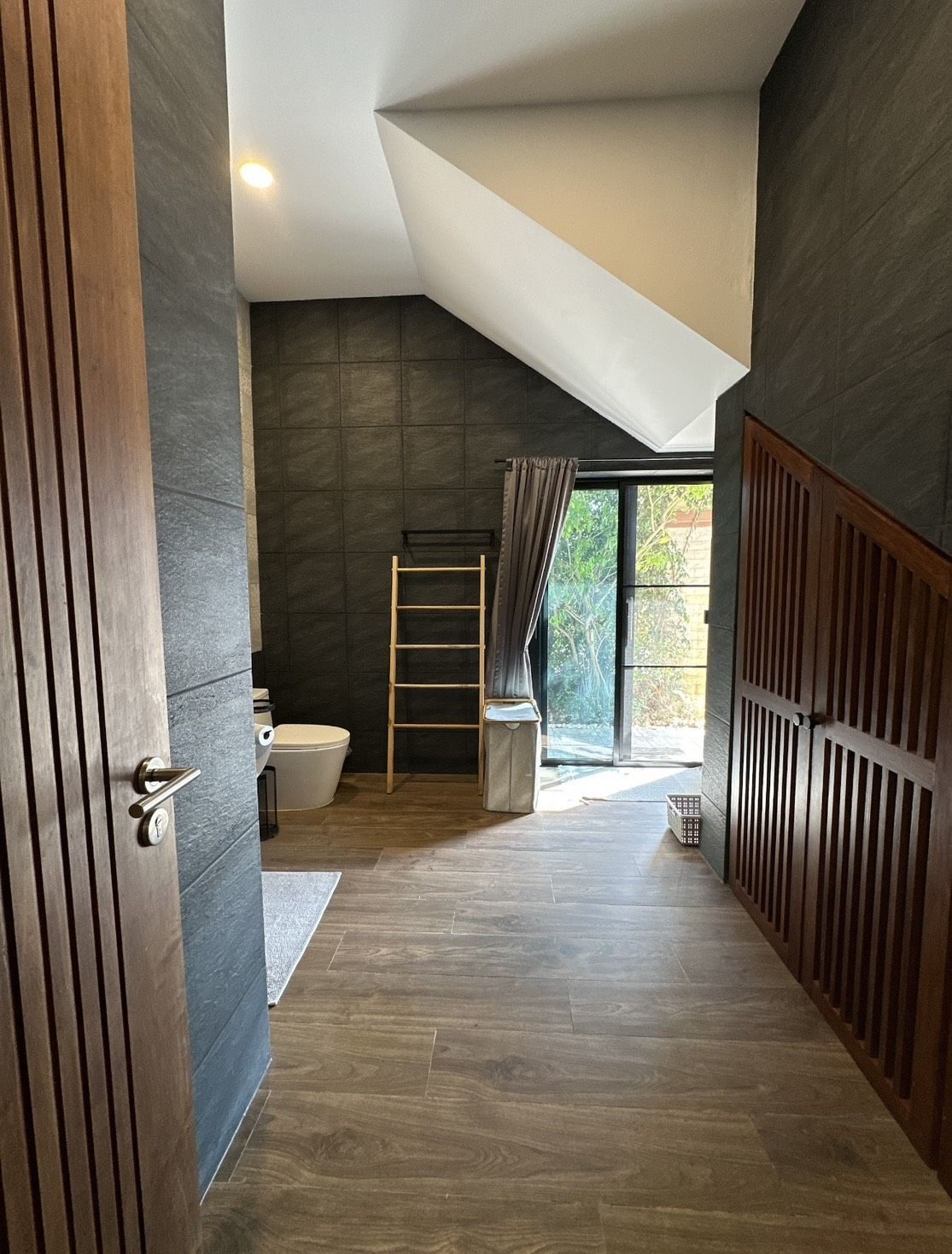 4-Bedroom Lake View Pool Villa, thumbnail 30