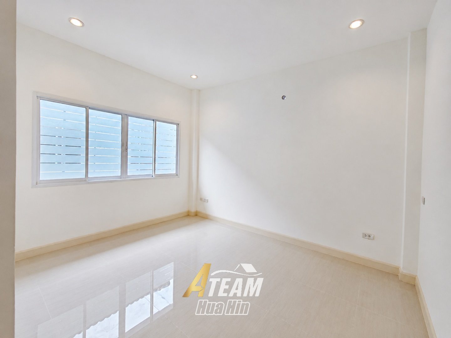 Beautyful 2-Bedroom House in Prime Location Soi 94 , thumbnail 8