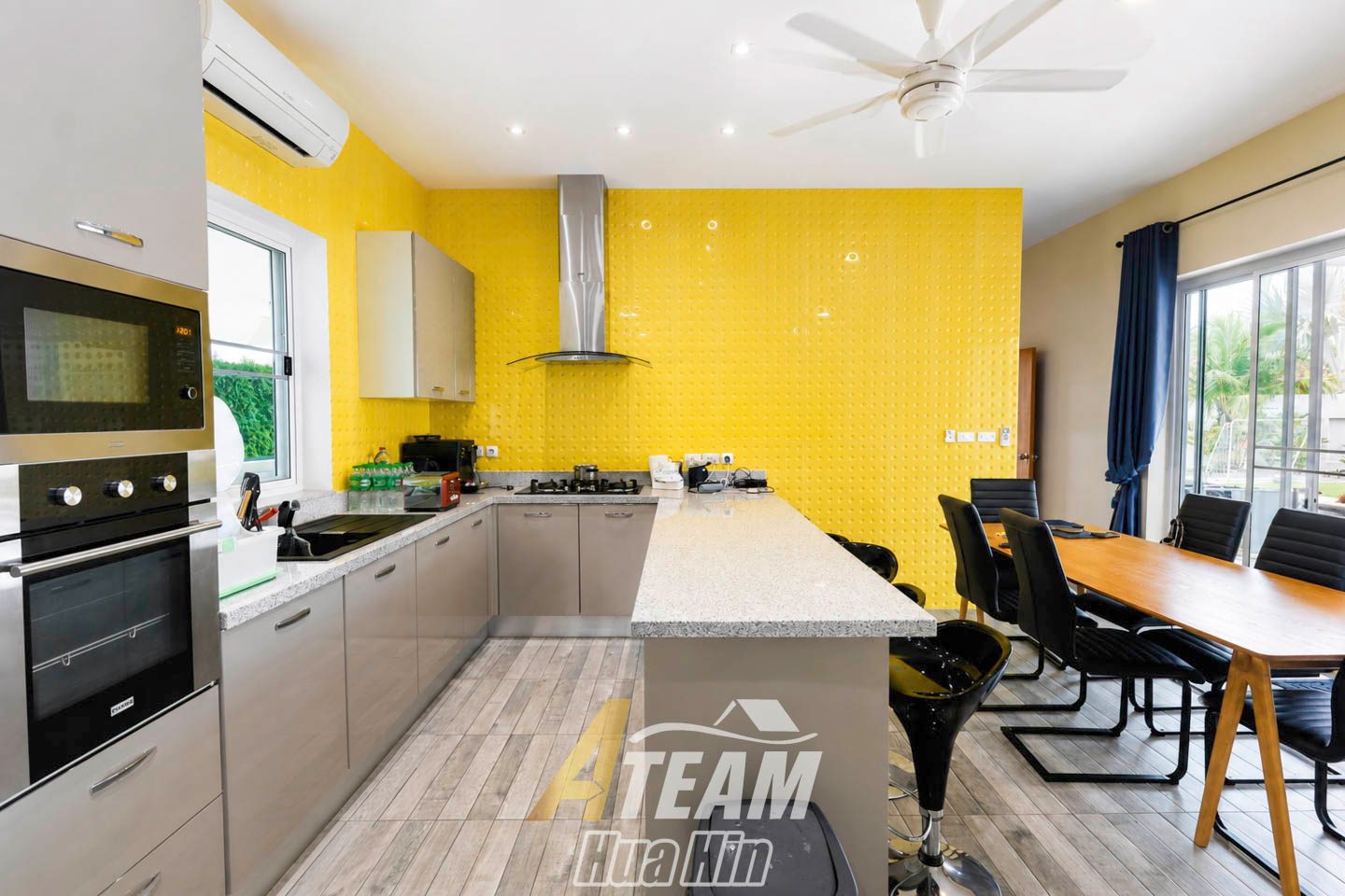Private 3-Bedroom Pool Villa on a Large 800 Sq.m. Plot | Pak Nam Pran, Pranburi, thumbnail 6