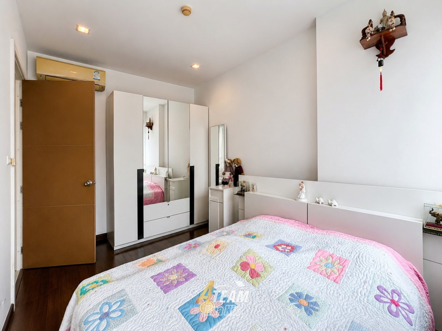 Magnifique appartement avec vue sur piscine à vendre - Seacraze Huahin, miniature 16