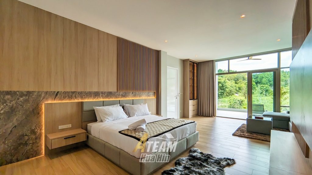 Luxury 4-Bedroom Pool Villa Surrounded by Mountains, thumbnail 33