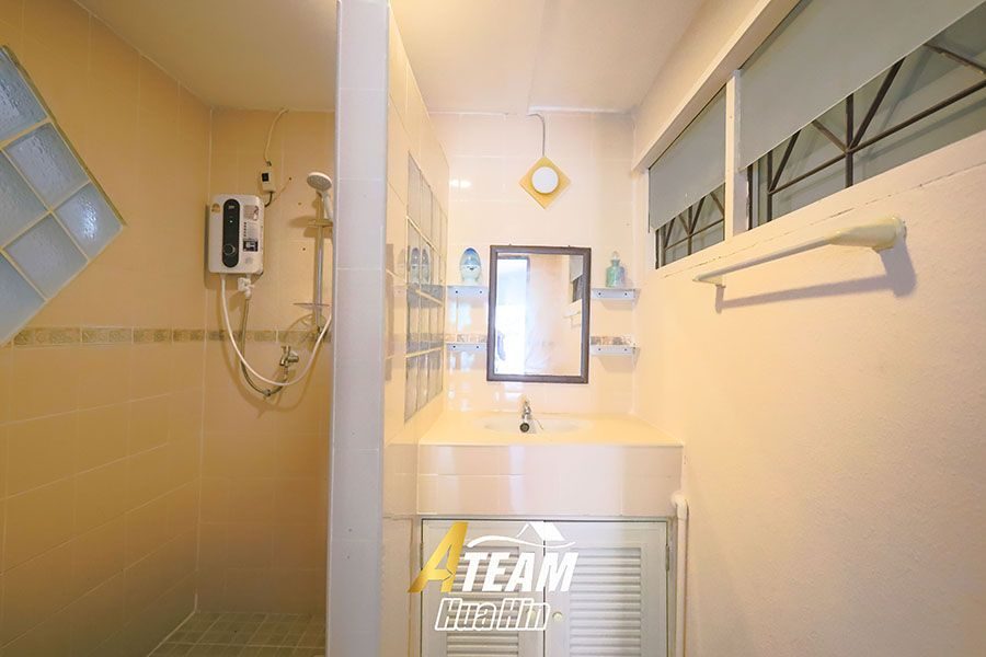Thai-Style 3-Bedroom House in Peaceful Wang Pong, thumbnail 20