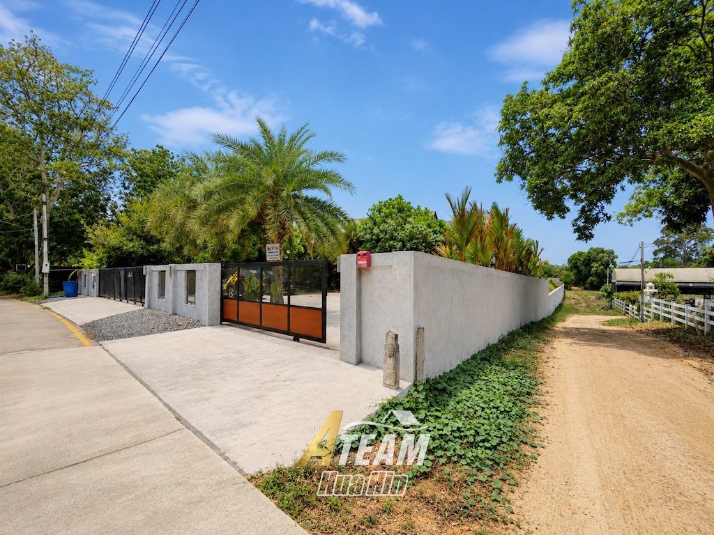 3-Bedroom House for Sale in Cha-Am, thumbnail 2