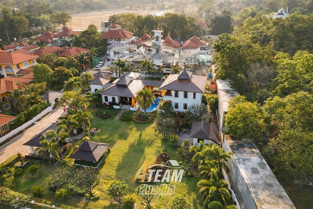 Luxury 6-Bedrooms Spacious 3,200 sqm Estate 5 min from city center — , thumbnail 34