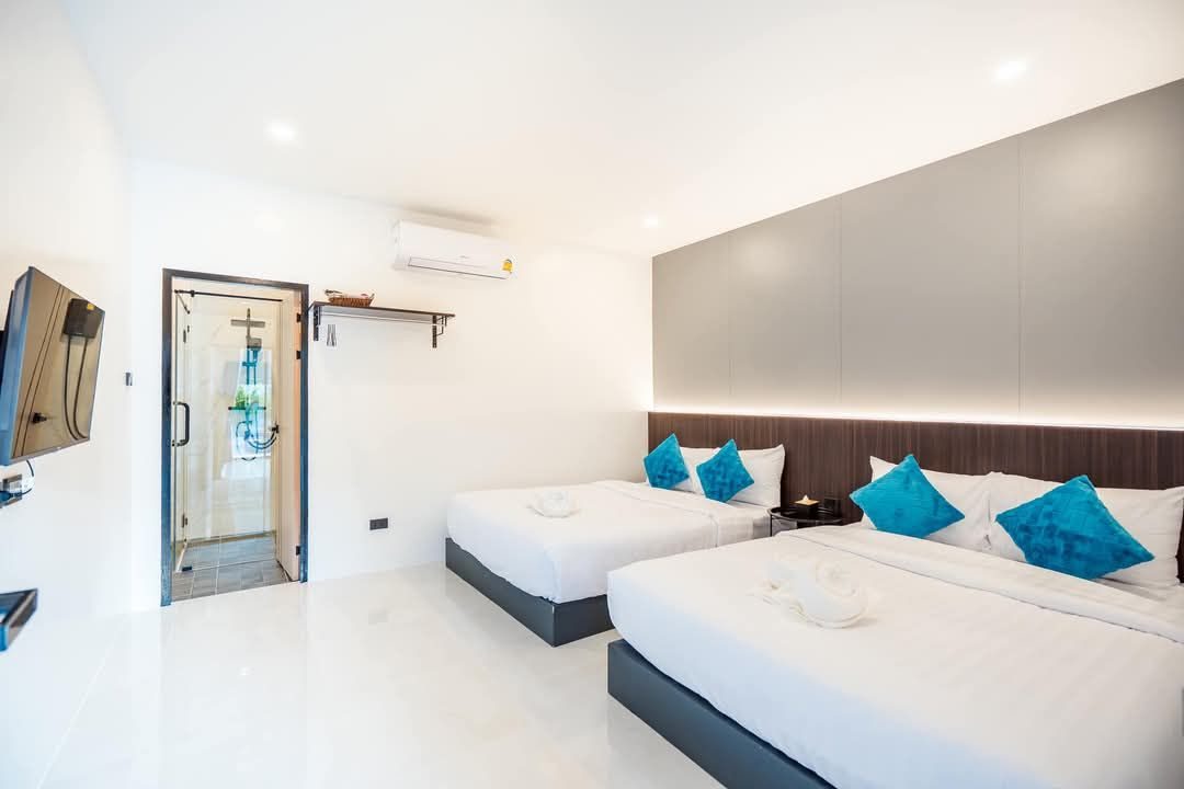 Modern Luxury  5-Bedroom Home – Hua Hin, thumbnail 21