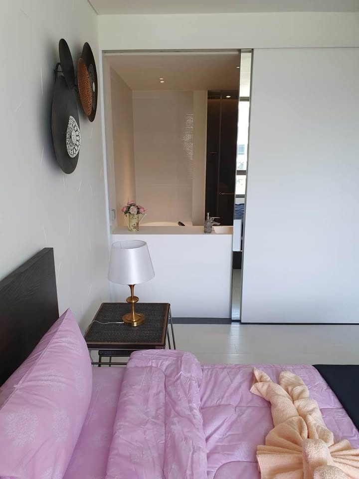 Beautiful 2-Bedroom Condo with Pool View at Veranda, Khao Takiab, thumbnail 3
