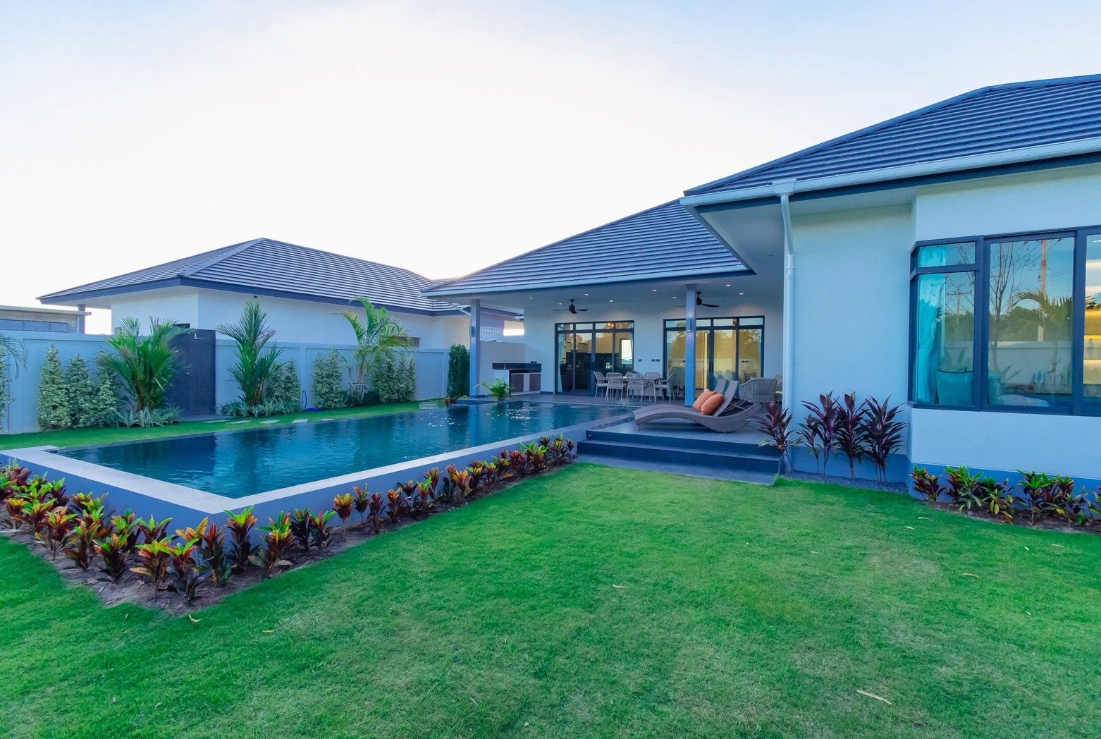 Modern 3 Bedroom  Luxury Pool Villas on Soi 112, thumbnail 2