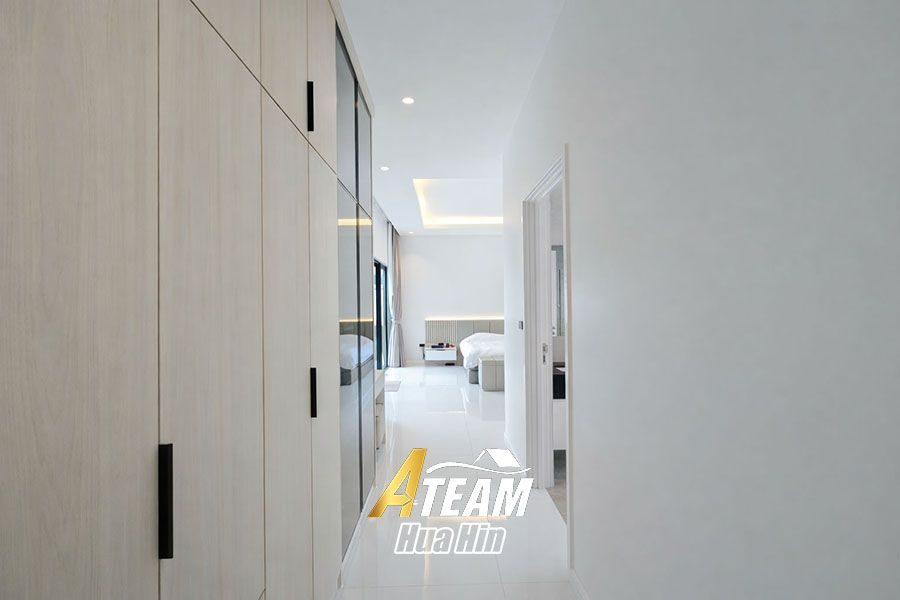 Modern 3 Bed 3 Bath Pool Villa near Blackmountain , thumbnail 14