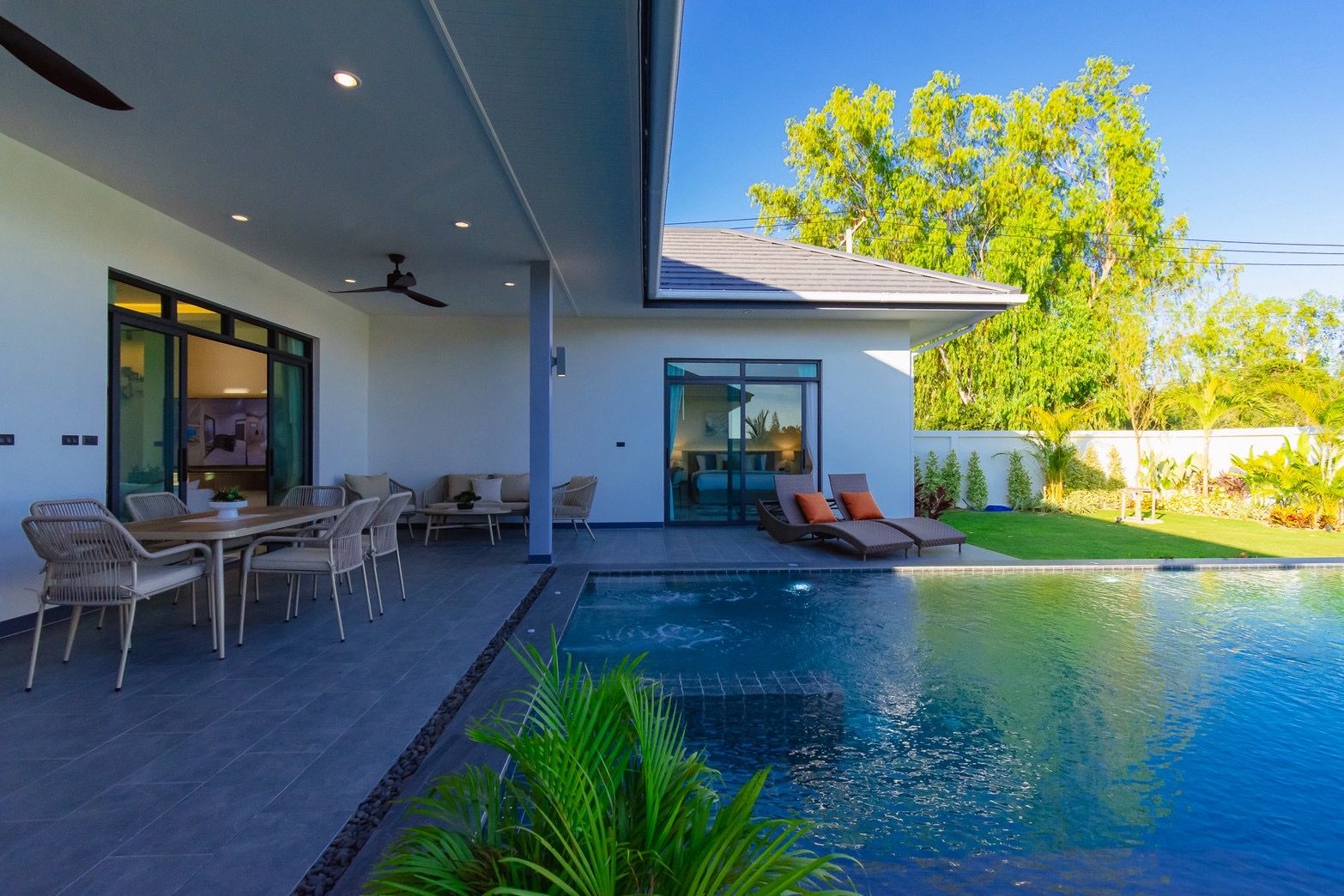 Modern 3 Bedroom  Luxury Pool Villas on Soi 112, thumbnail 6