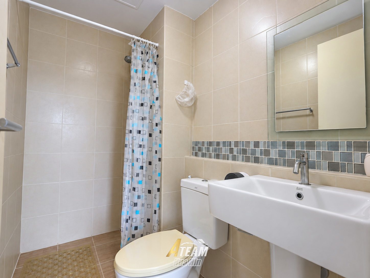 1-Bedroom Condo for sale in Hua Hin Center, thumbnail 9