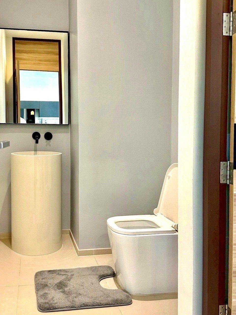 Luxury Beachfront 3-Bedroom Condo for Sale at Wan Vayla Hua Hin, Khao Tao, thumbnail 10