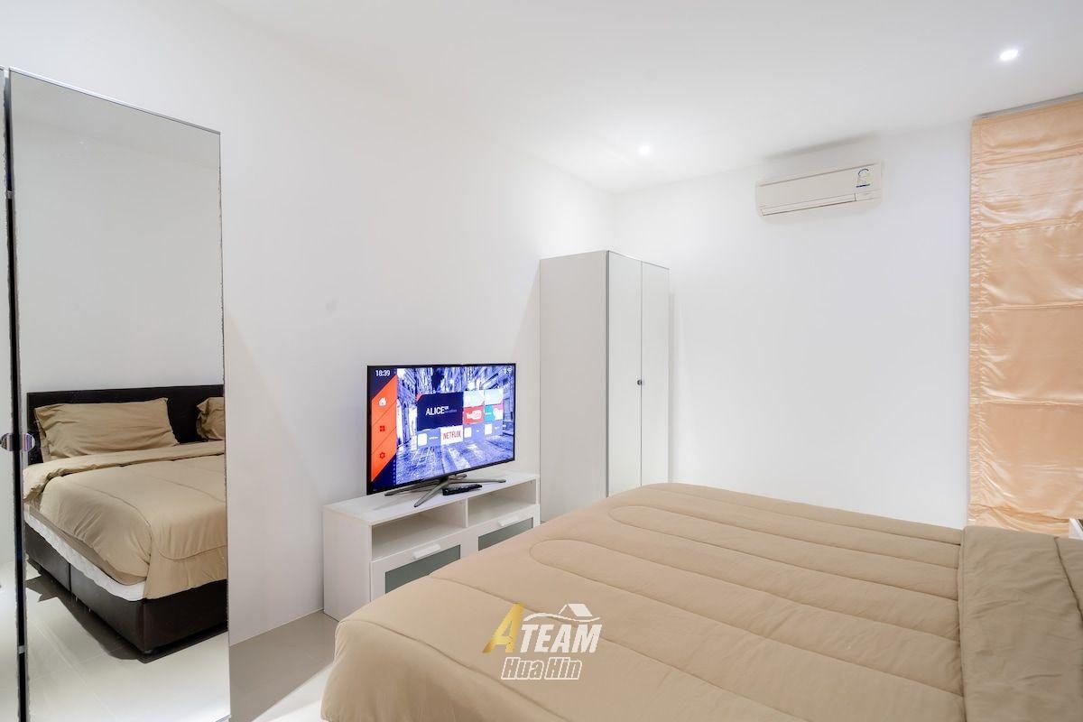 Luxury 3-Bedroom Pool Villa for Sale at Falcon Hill, Soi 102, thumbnail 22