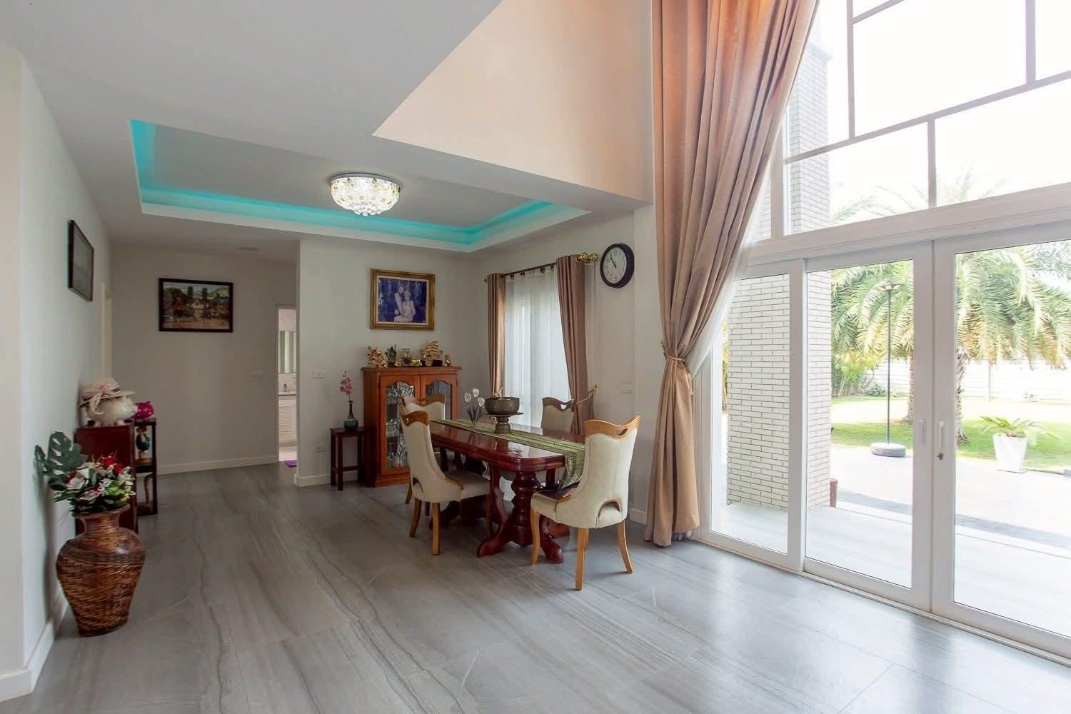 Impressive 7-Bedroom Mansion with Large Saltwater Pool in Cha-Am, thumbnail 30