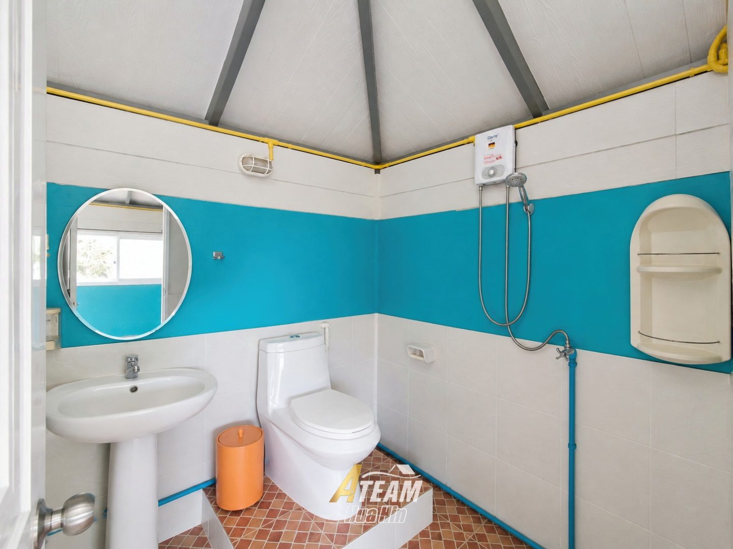 Unique Renovation Opportunity at Stuart Park with Mountain Views, thumbnail 24