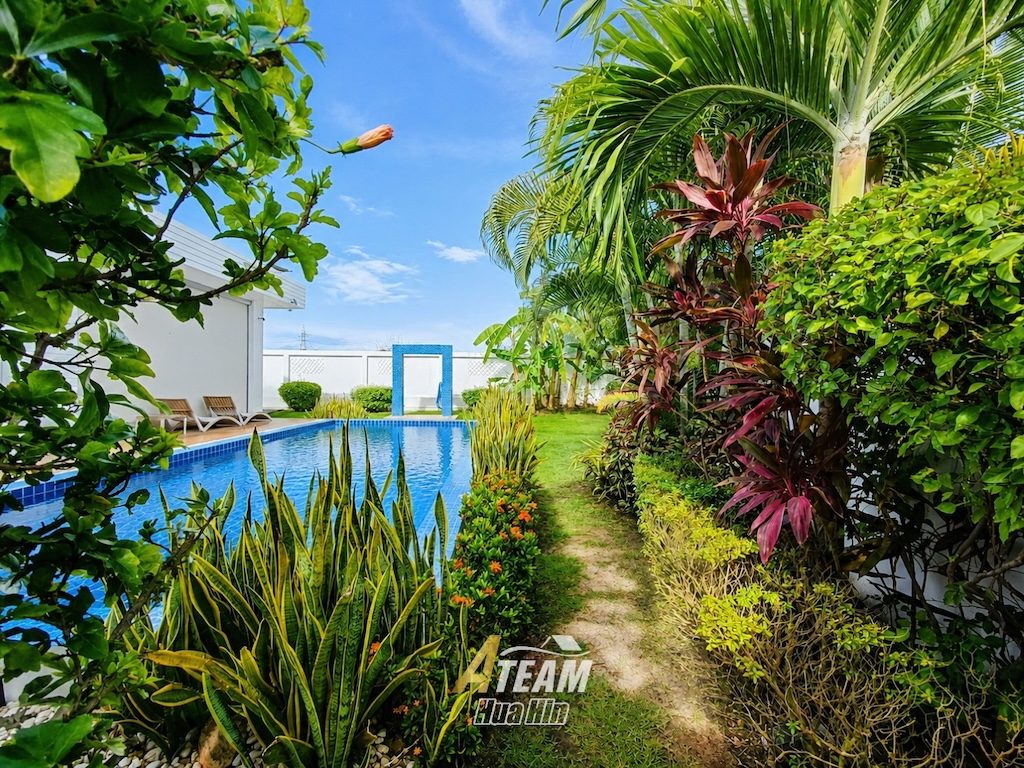 Beautiful Smart Pool Villa for Sale in Soi 112, Thap Tai, thumbnail 5
