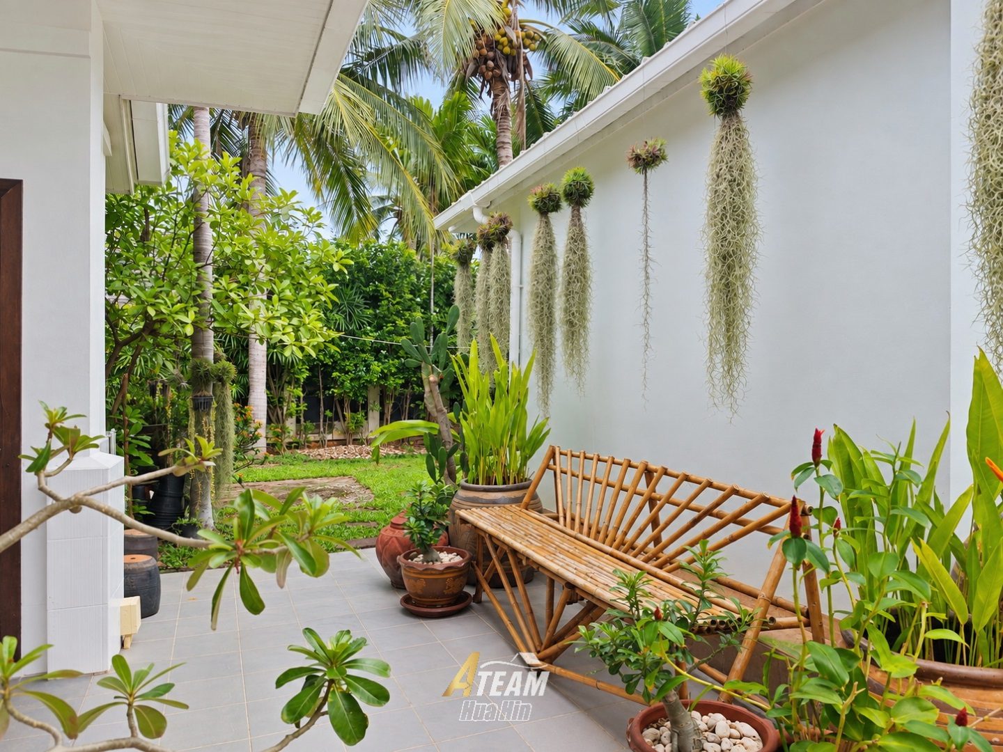 Luxury 4-Bedroom Pool Villa on a Large Plot in Khao Tao, thumbnail 20