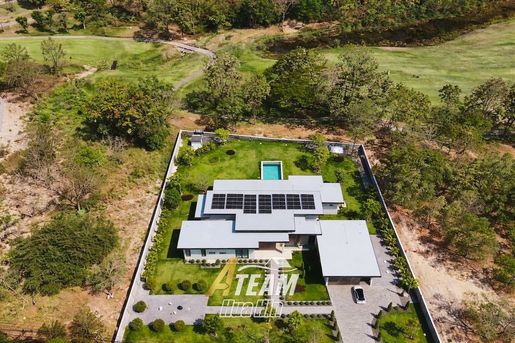 Luxury 3-Bedroom Estate with Springfield Golf Course View, thumbnail 38