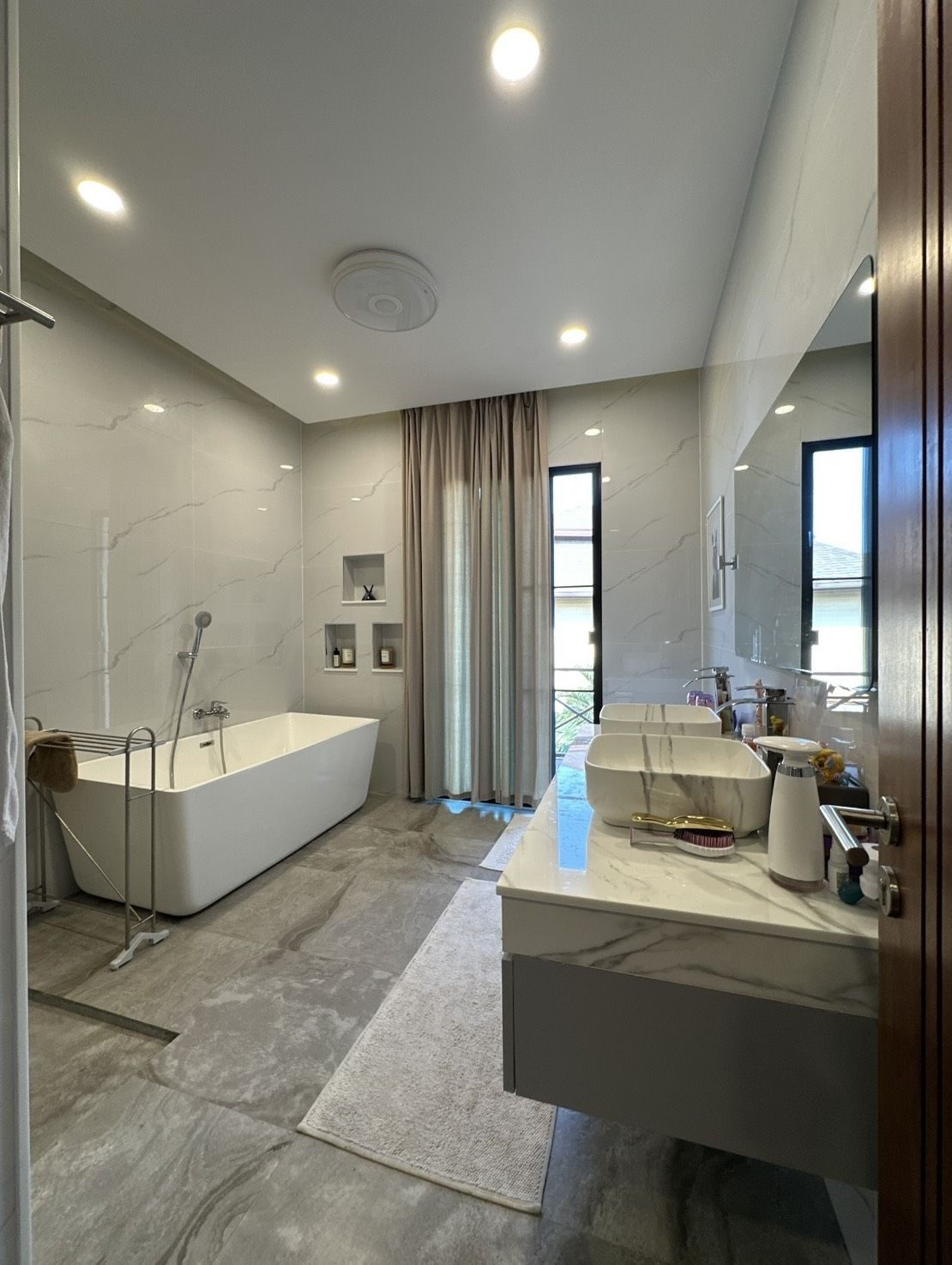 4-Bedroom Lake View Pool Villa, thumbnail 16