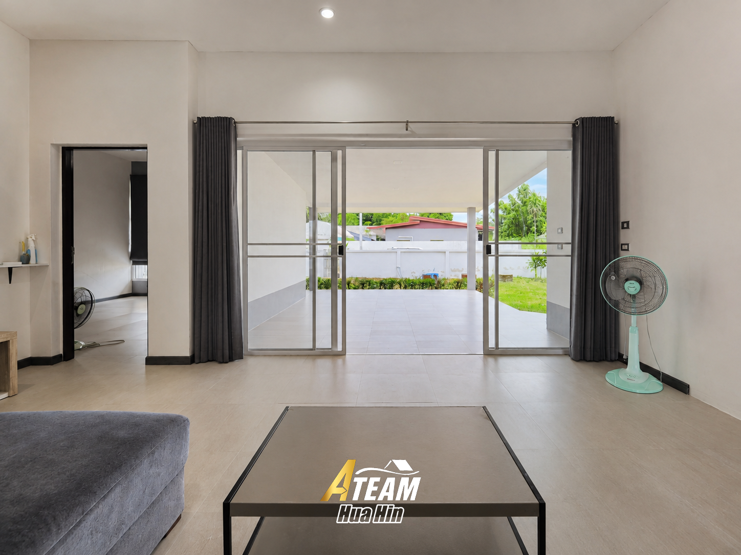For sale House 3-Bedroom in Black Mountain., thumbnail 7