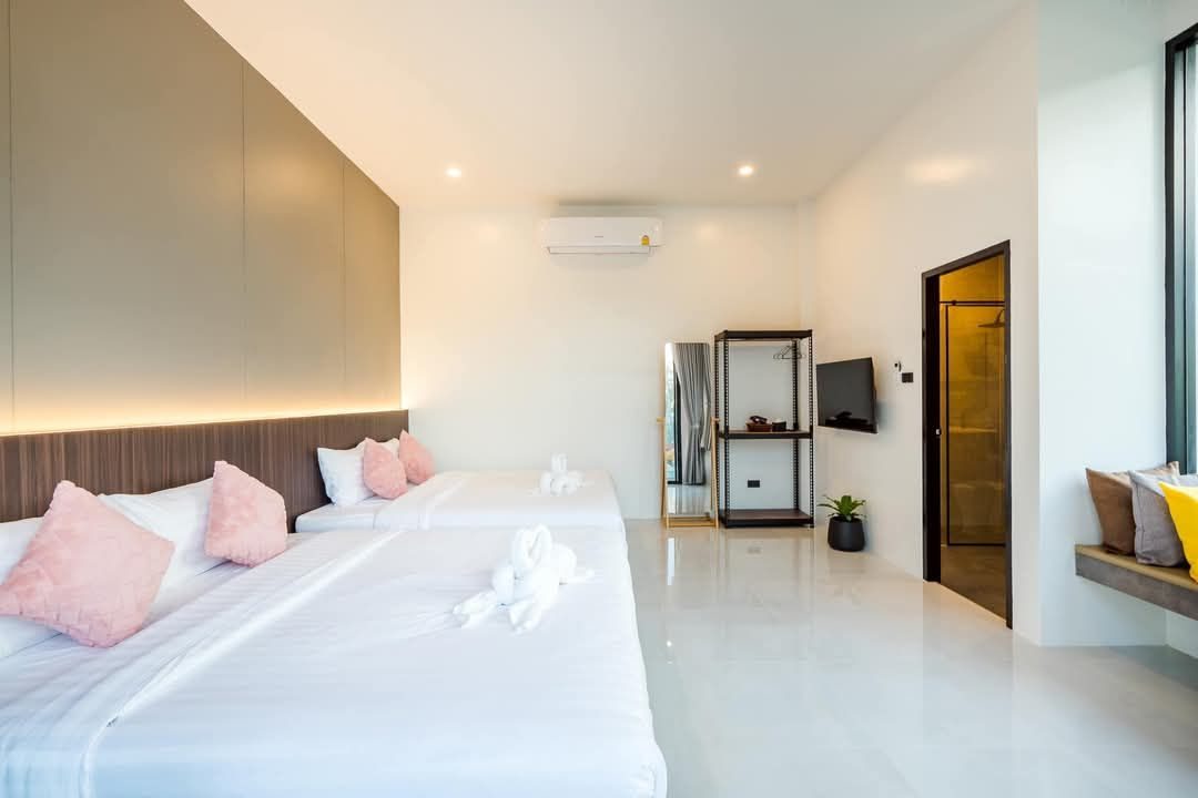 Modern Luxury  5-Bedroom Home – Hua Hin, thumbnail 17