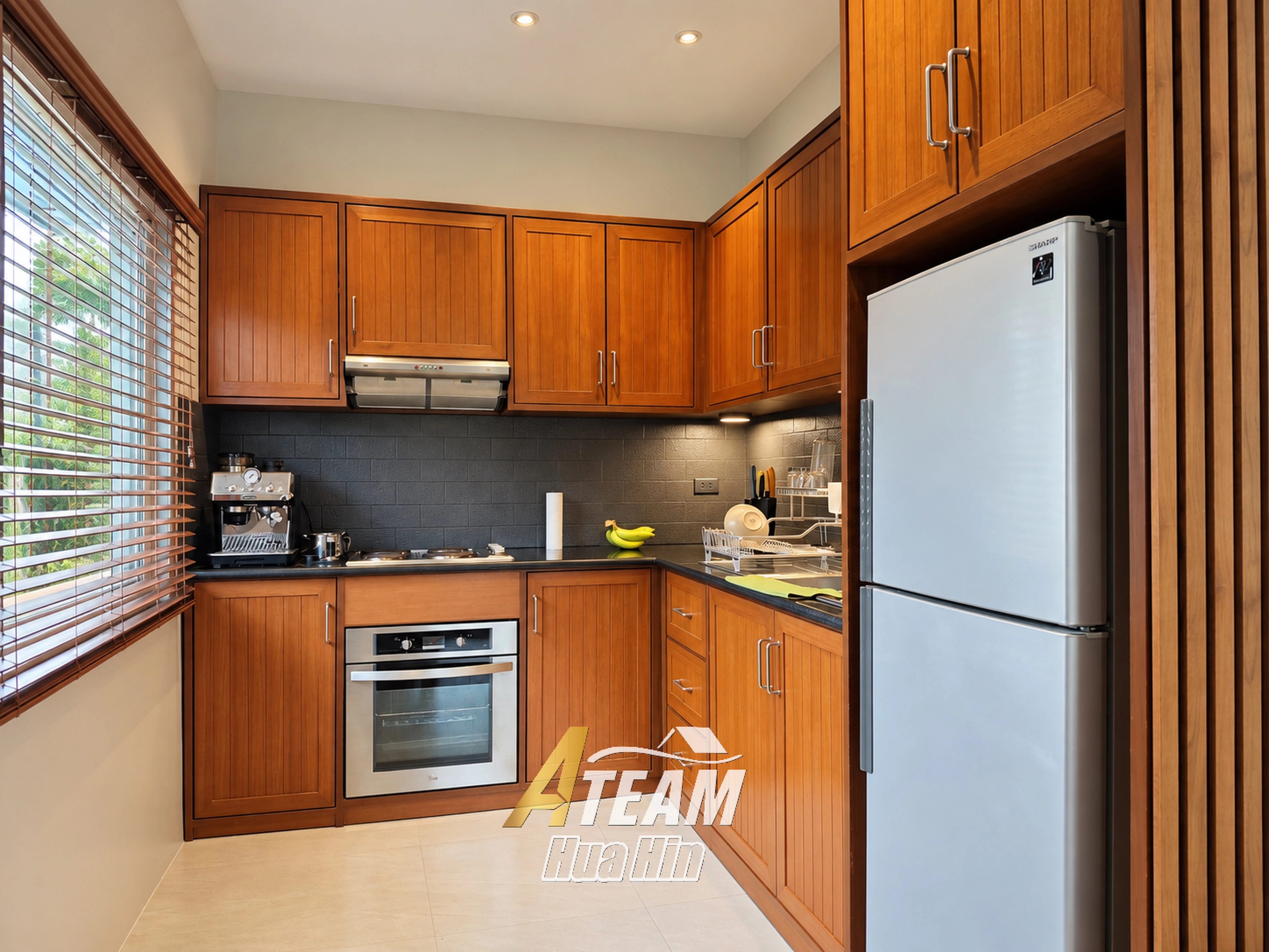 Beautifully Renovated 2-Bedroom House, thumbnail 12