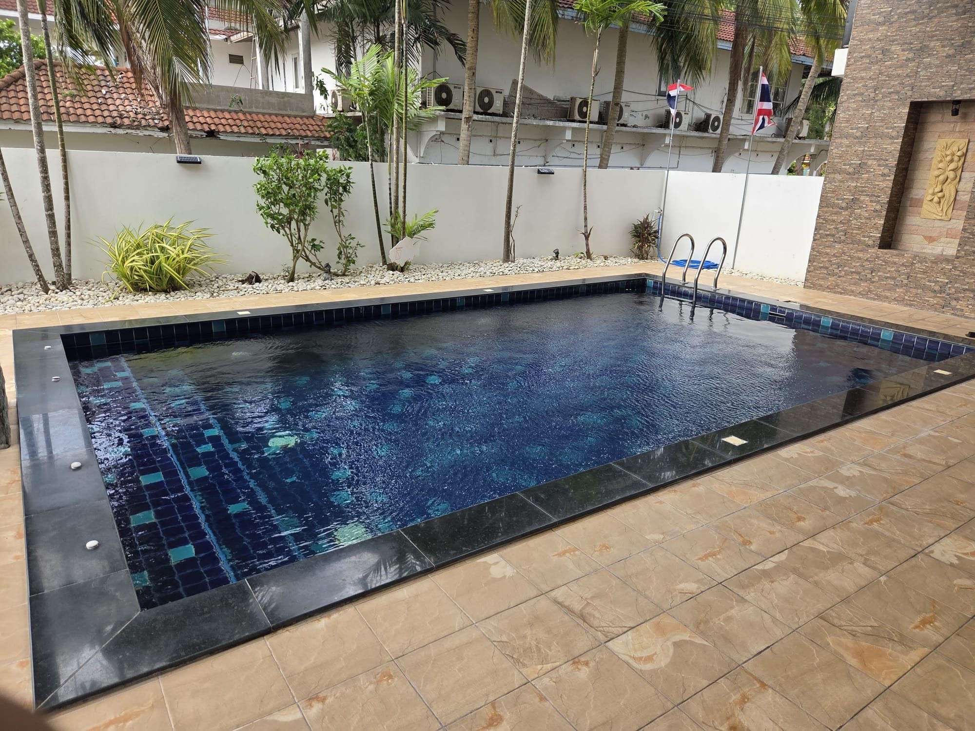 54 m² große Eigentumswohnung am Strand in Ban-Saphan, Vorschaubild 8