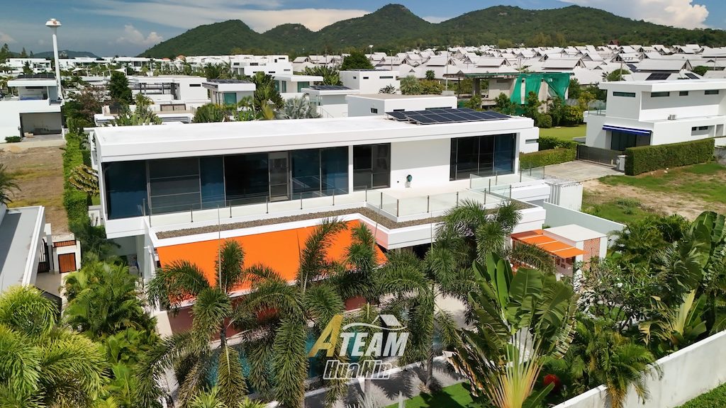 4-Bedroom House for Sale in Thap Thai, thumbnail 2