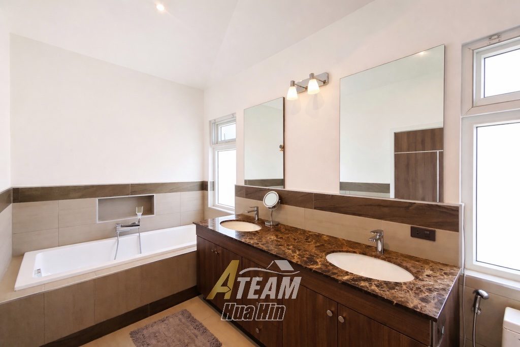 Luxurious 3 Bedroom Home in Mali Residences Hua Hin, thumbnail 17