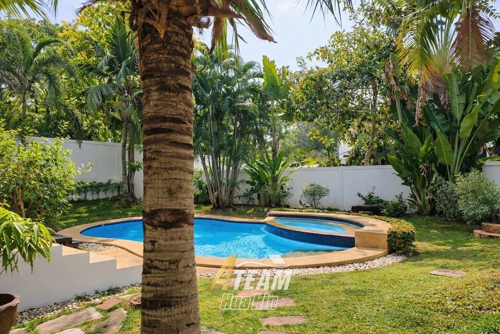 Spacious 2-Storey Pool Villa with Tropical Mountain Views – Soi 88, thumbnail 3