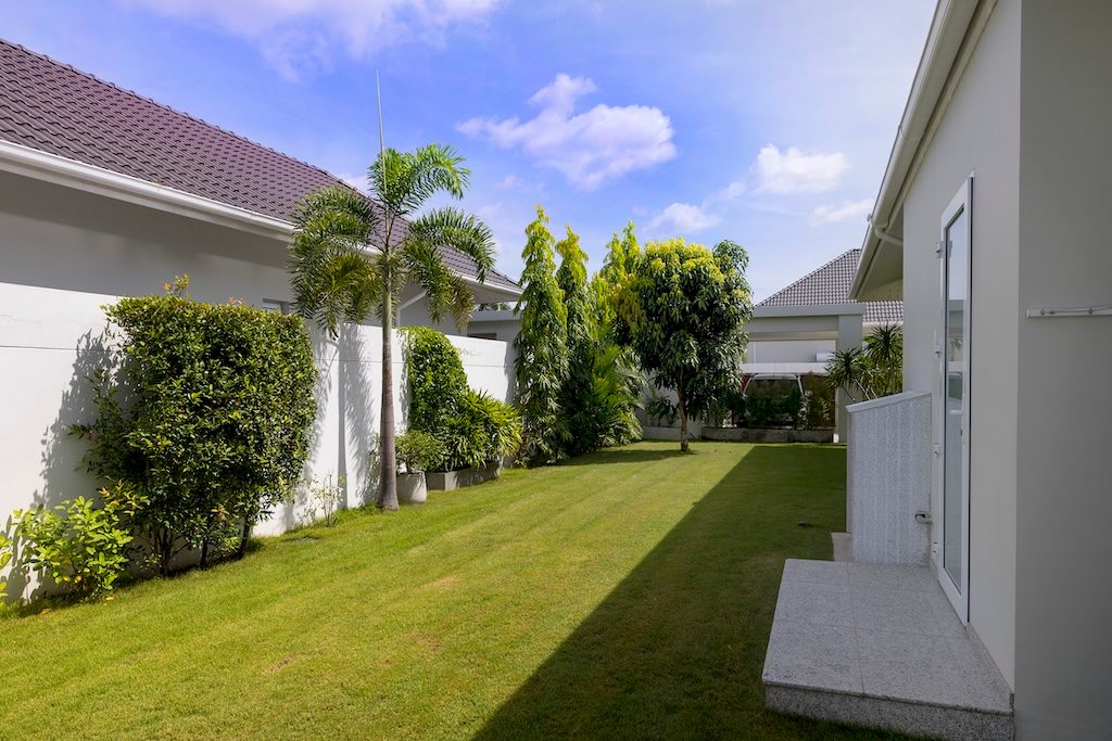 Modern Smart Home Pool Villa at Baan Phu Thara (Phase 2), Hua Hin, thumbnail 4