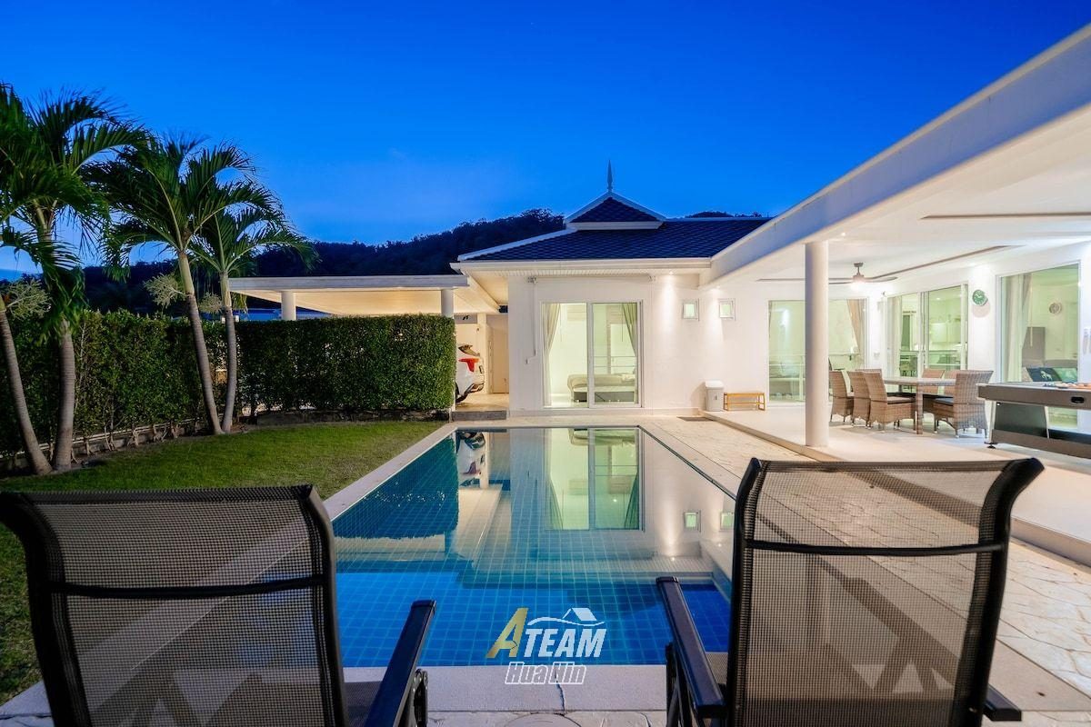 Luxury 3-Bedroom Pool Villa for Sale at Falcon Hill, Soi 102, thumbnail 6