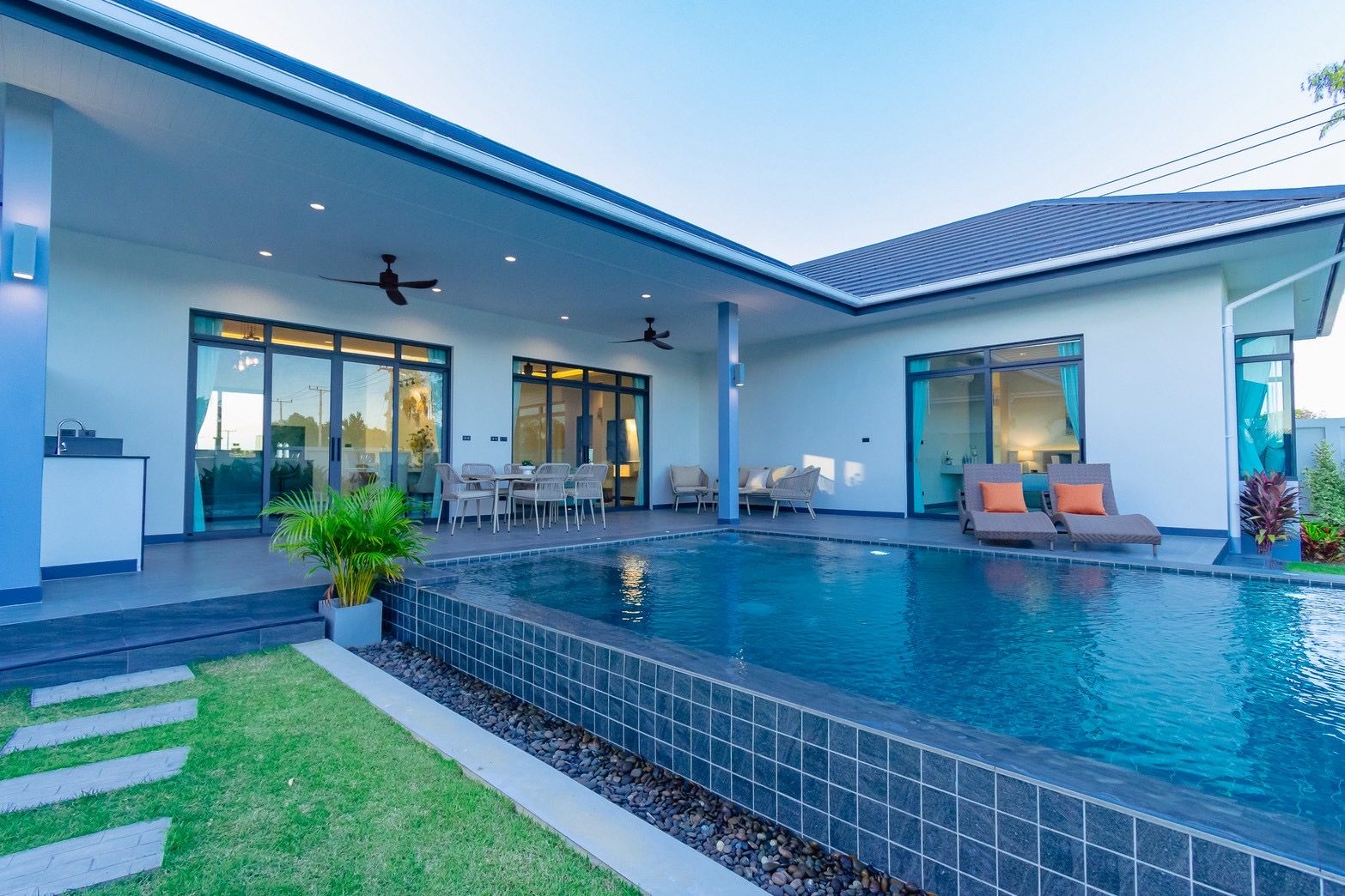 Modern 3 Bedroom  Luxury Pool Villas on Soi 112, thumbnail 5