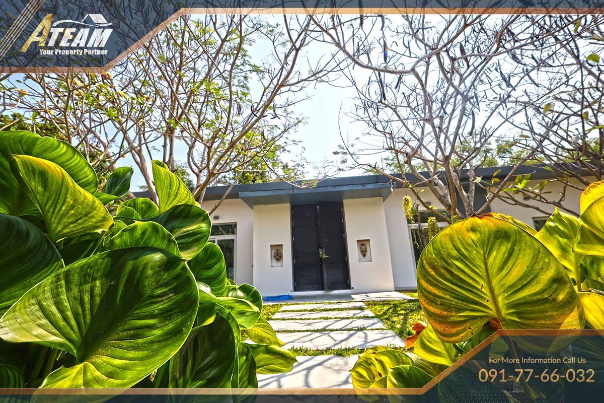 Luxury 5-Bedroom Lakefront Villa for Sale 2.5 Rai