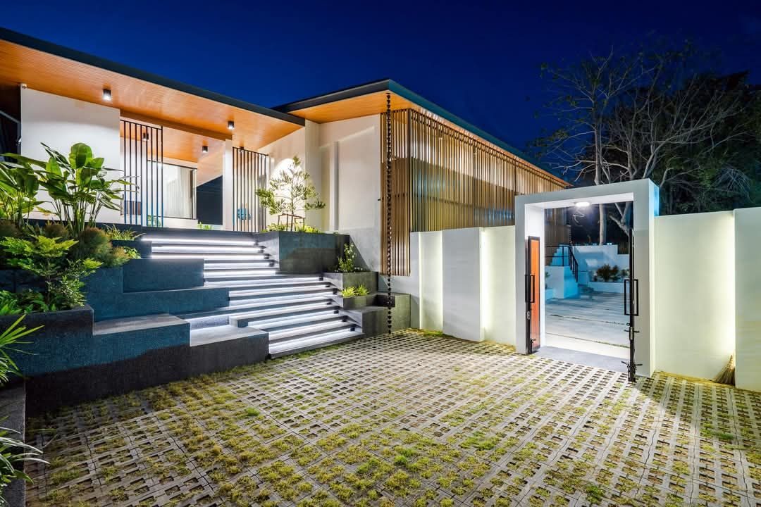 Modern Luxury  5-Bedroom Home – Hua Hin, thumbnail 2