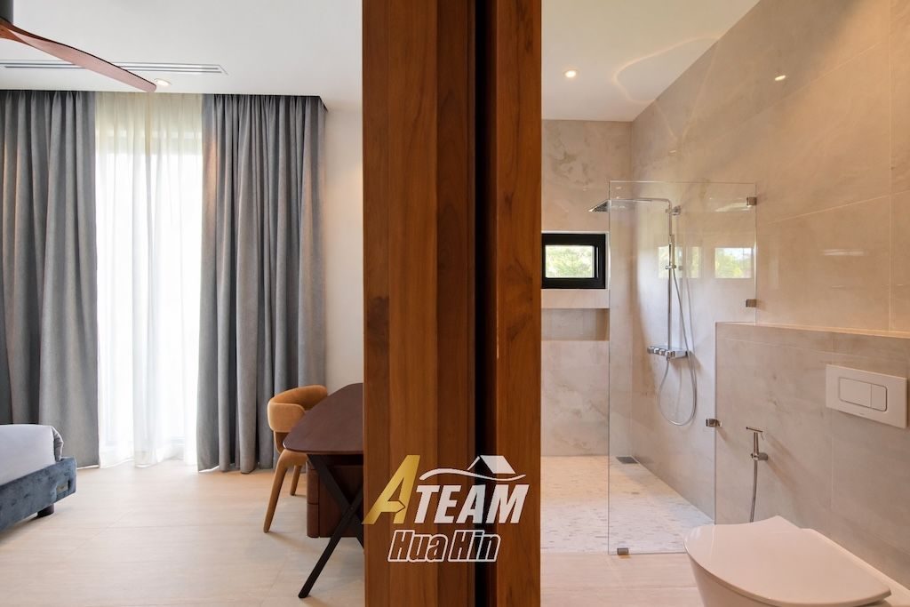 Luxury 3-Bedroom Estate with Springfield Golf Course View, thumbnail 29