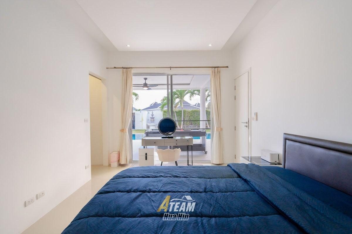 Luxury 3-Bedroom Pool Villa for Sale at Falcon Hill, Soi 102, thumbnail 32