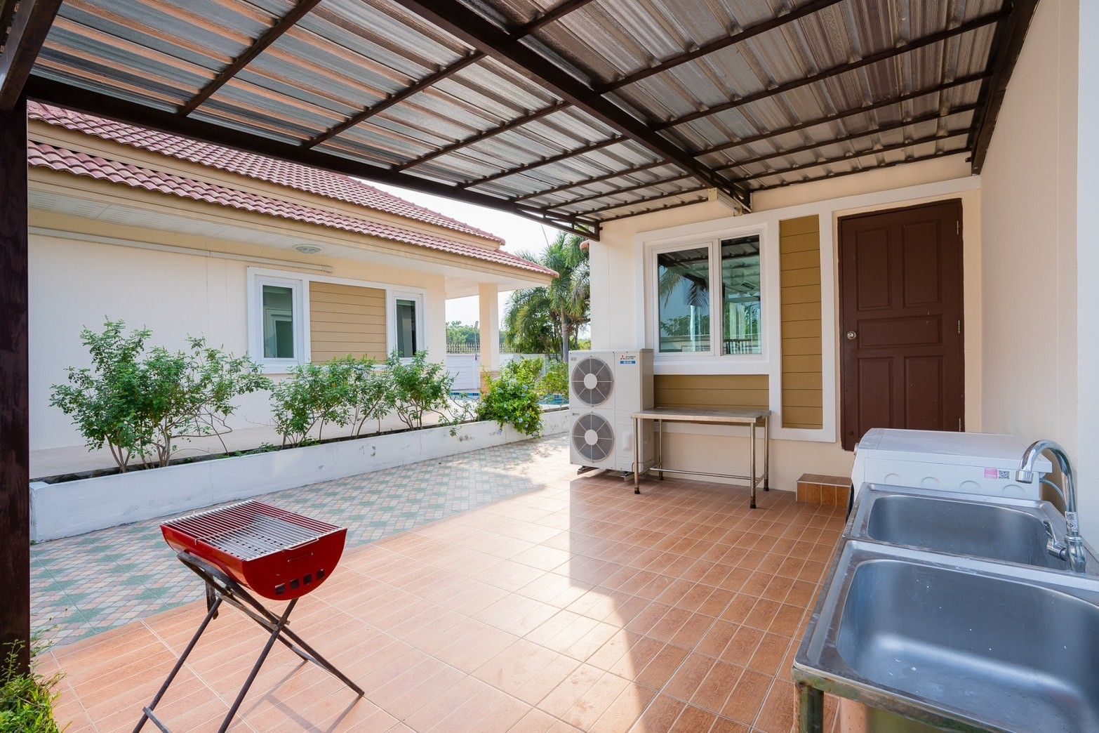 Spacious 4-Bedroom Freehold Pool Villa in Hin Lek Fai, thumbnail 19