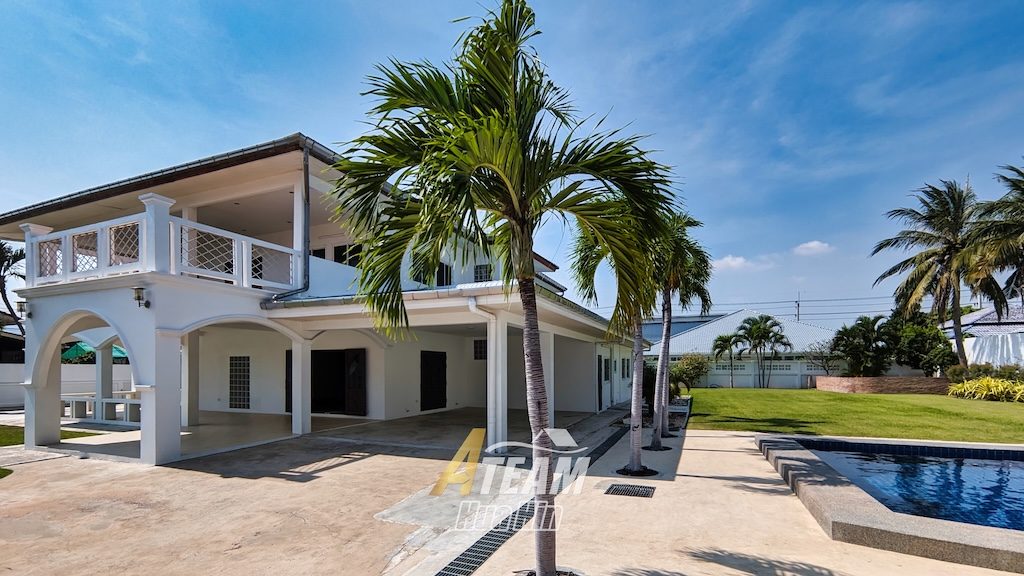 5-Bedroom House for Sale in Hua Hin Center, thumbnail 2