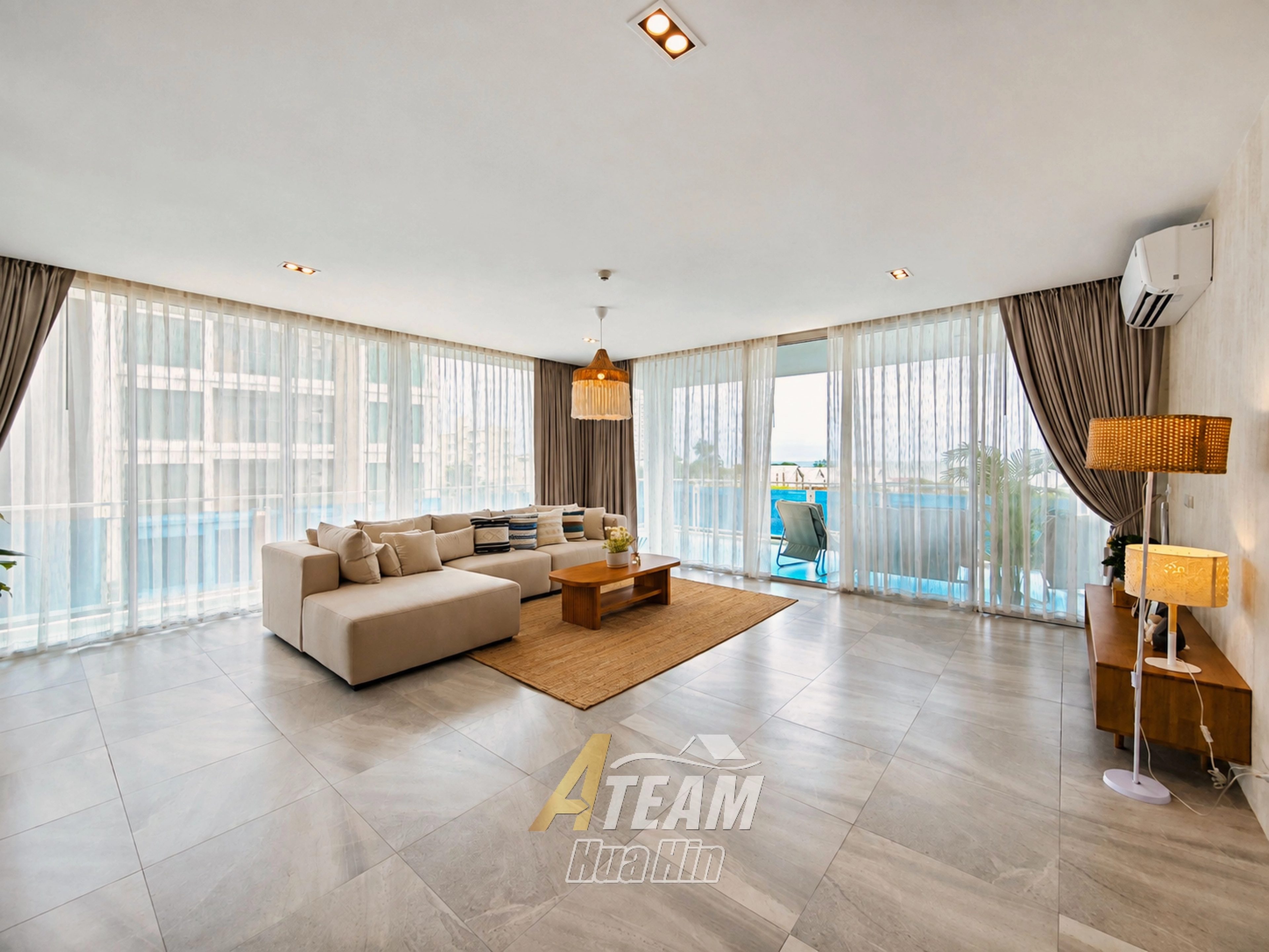 Stylish Sea View Condo with Exceptional Resort-Style Pools in Khao Takiab, thumbnail 2