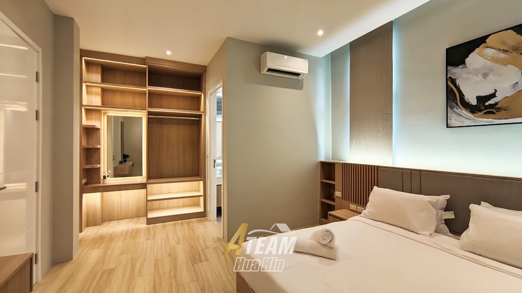Luxury 4-Bedroom Pool Villa Surrounded by Mountains, thumbnail 25